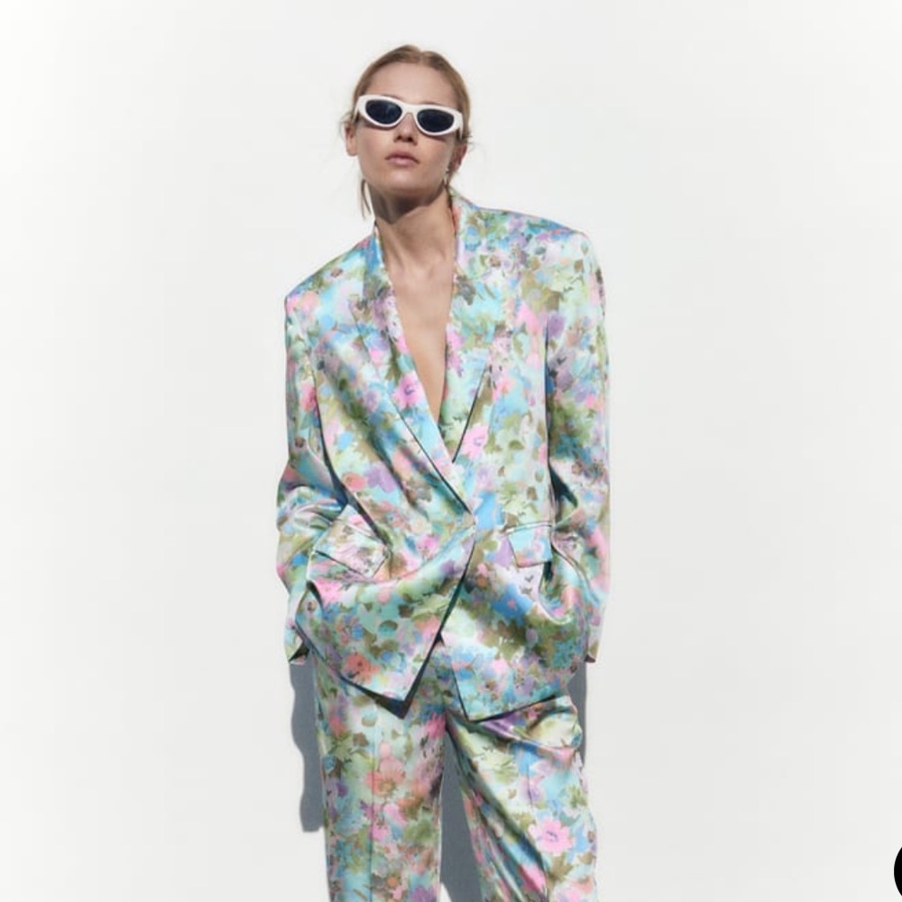 BRAND NEW Zara Floral Blazer